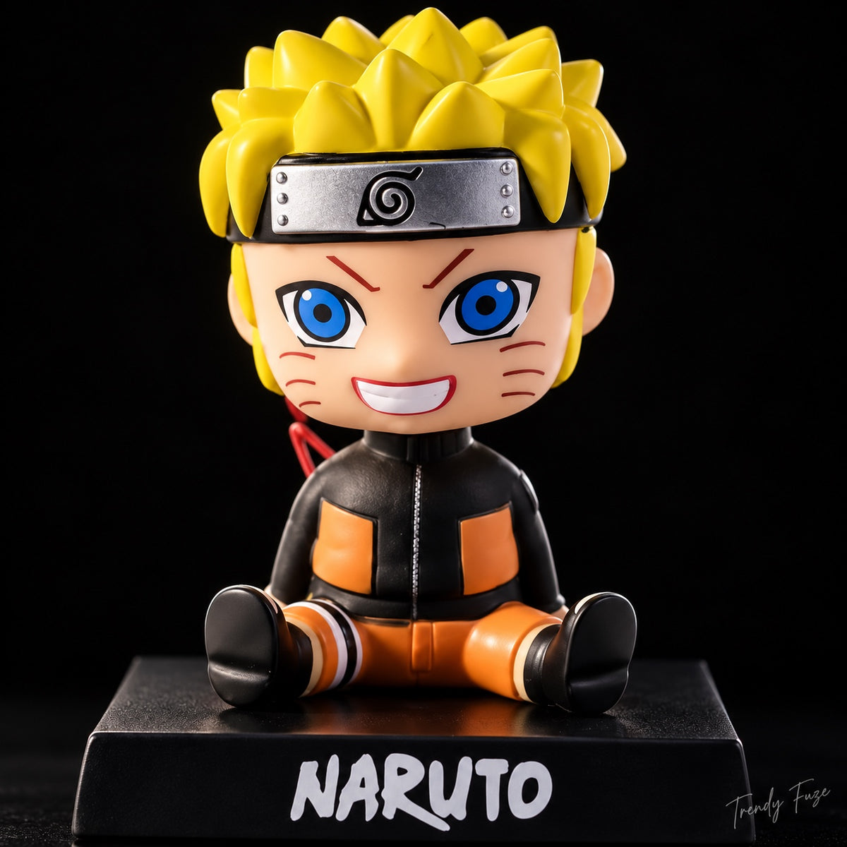 Naruto Uzumaki chibi anime bobblehead close up of face, blue eyes and Leaf Village headband